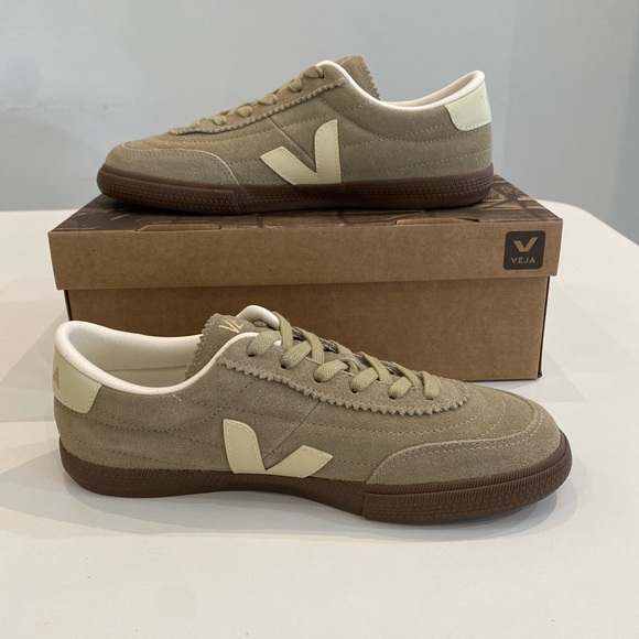 Veja Panenka Suede Sneaker in Taupe/Pierre/Bark sz 38EU/7US New in Box - Picture 4 of 7
